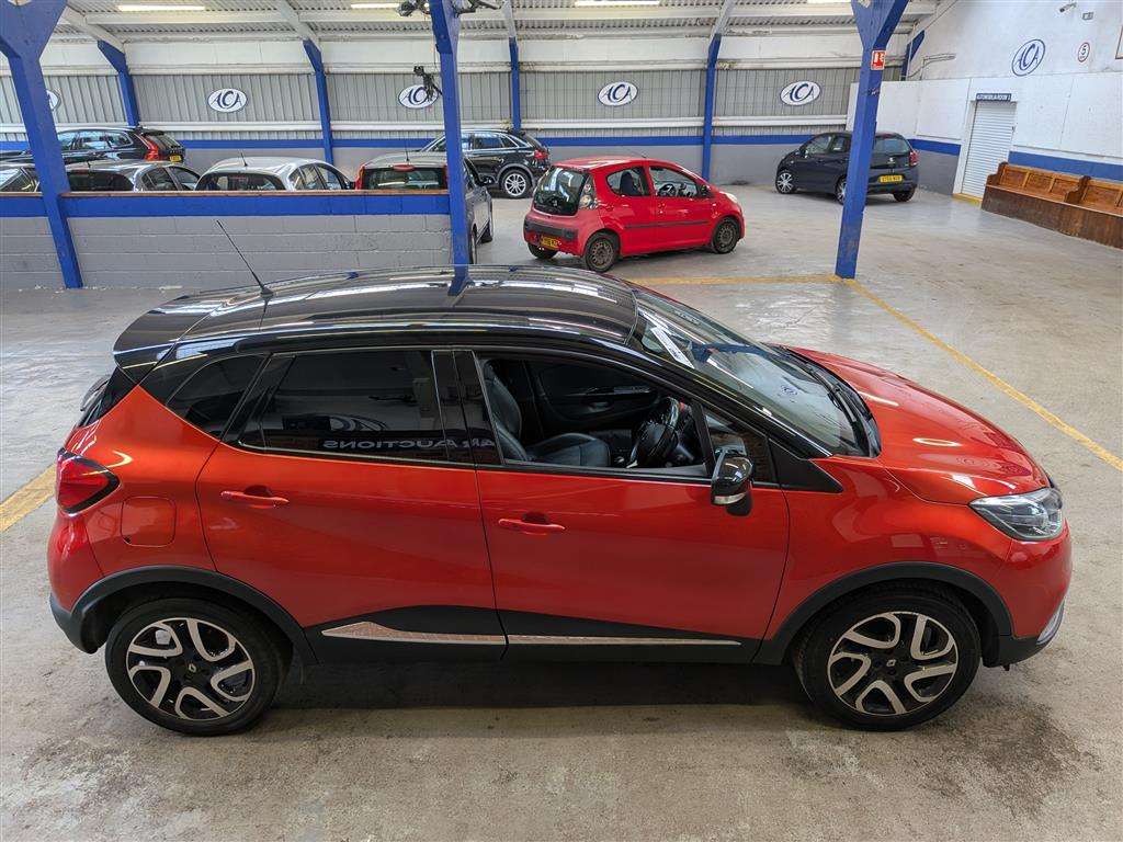 <p>2016 RENAULT CAPTUR SIGNATURE NAV TCE</p>