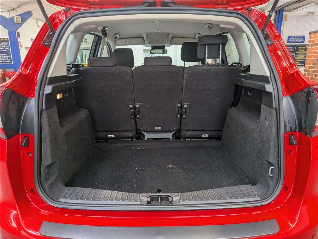 <p>2017 FORD C-MAX TITANIUM TDCI AUTO</p>