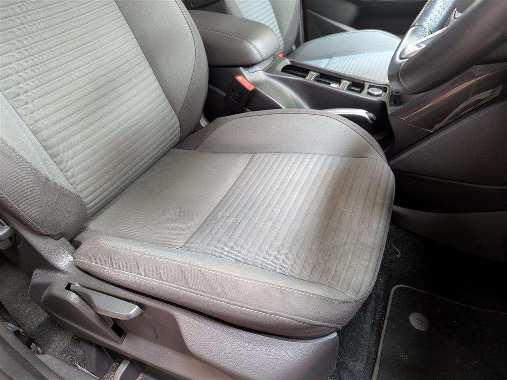 <p>2017 FORD C-MAX TITANIUM TDCI AUTO</p>