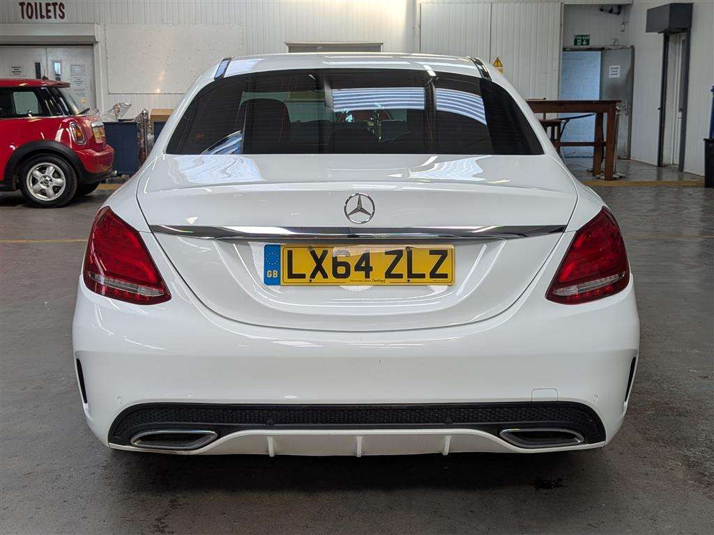 <p>2014 MERCEDES-BENZ C220 AMG LINE BLUETEC AUT</p>