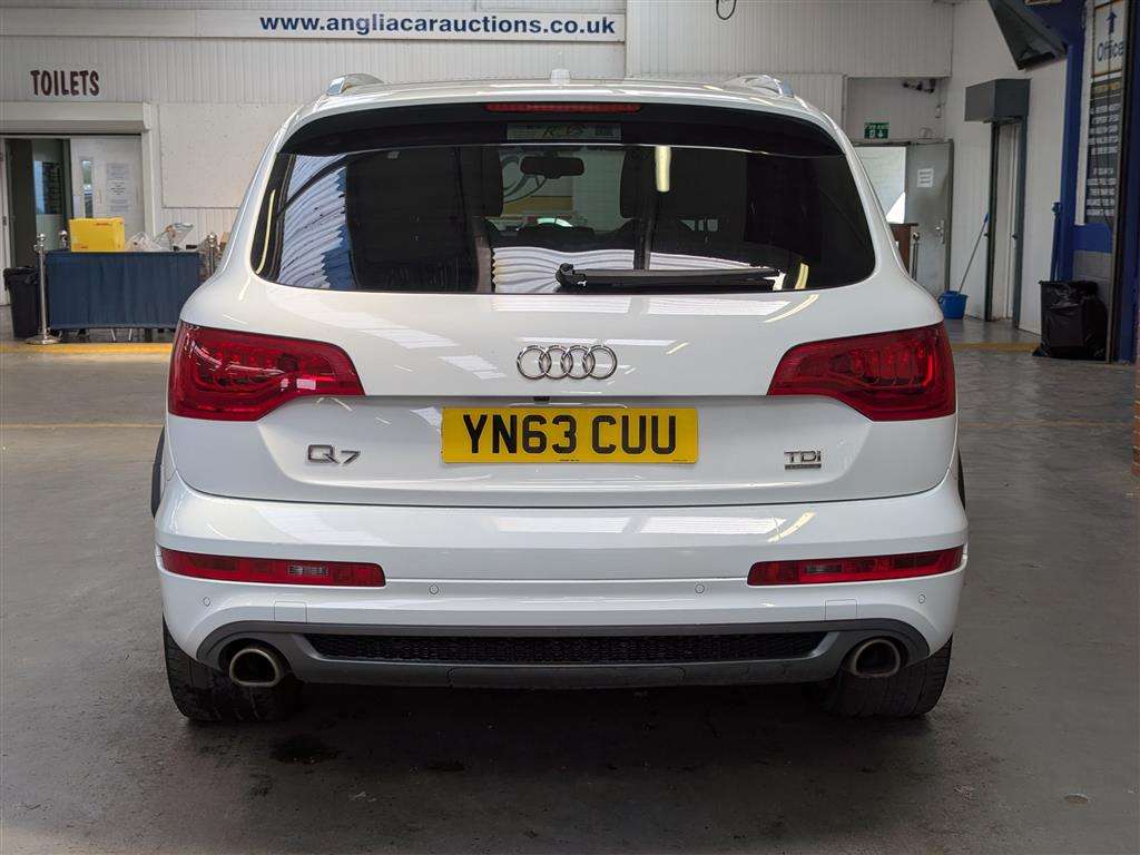 <p>2013 AUDI Q7 S LINE + TDI QUATTRO A</p>