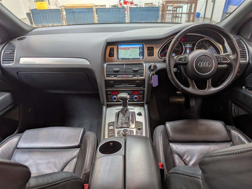 <p>2013 AUDI Q7 S LINE + TDI QUATTRO A</p>
