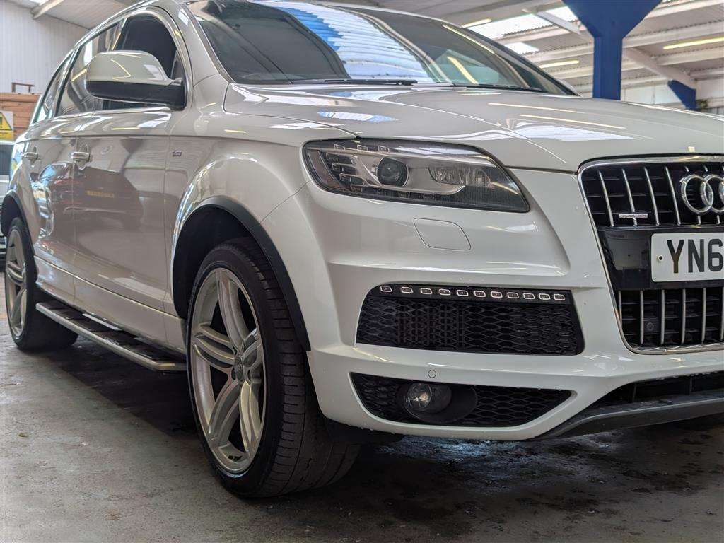 <p>2013 AUDI Q7 S LINE + TDI QUATTRO A</p>
