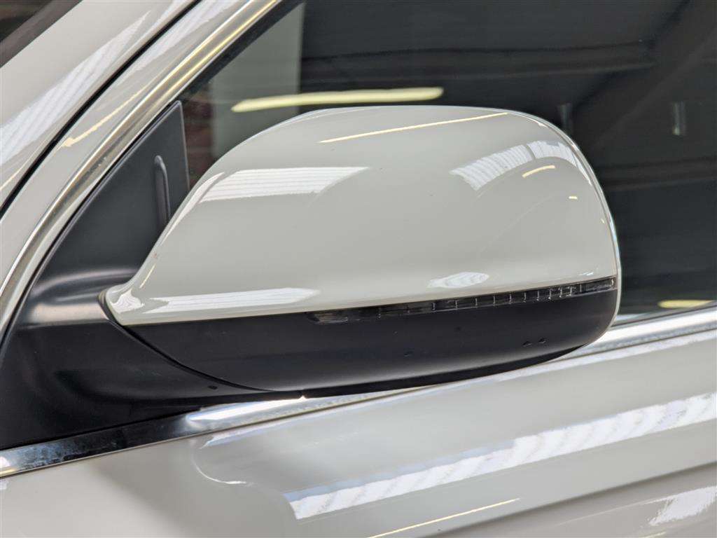 <p>2013 AUDI Q7 S LINE + TDI QUATTRO A</p>