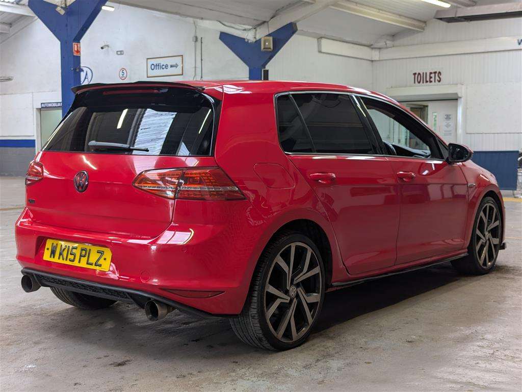 <p>2015 VOLKSWAGEN GOLF MATCH TDI BMT</p>