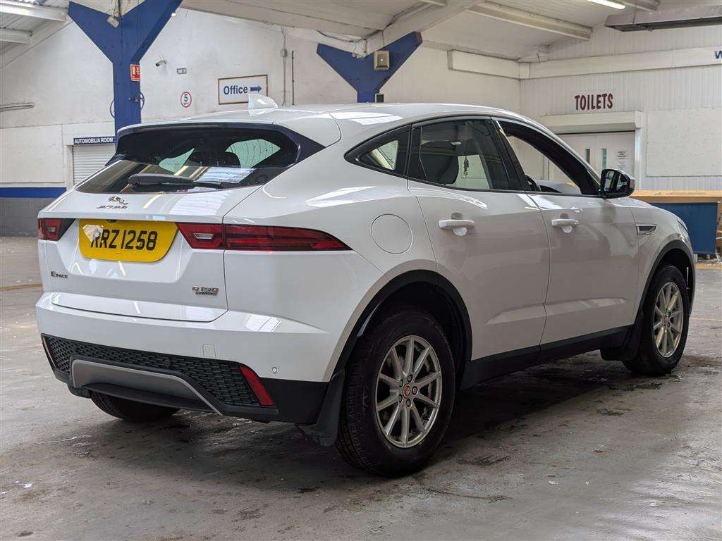 <p>2018 JAGUAR E-PACE D AWD AUTO</p>