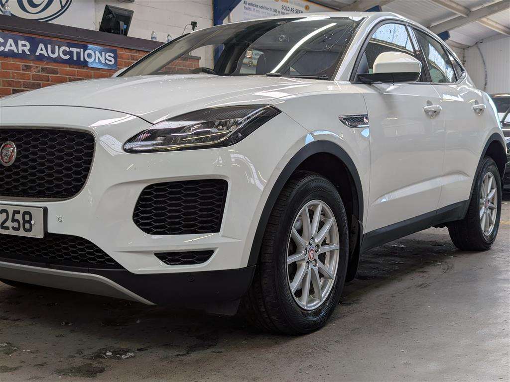 <p>2018 JAGUAR E-PACE D AWD AUTO</p>