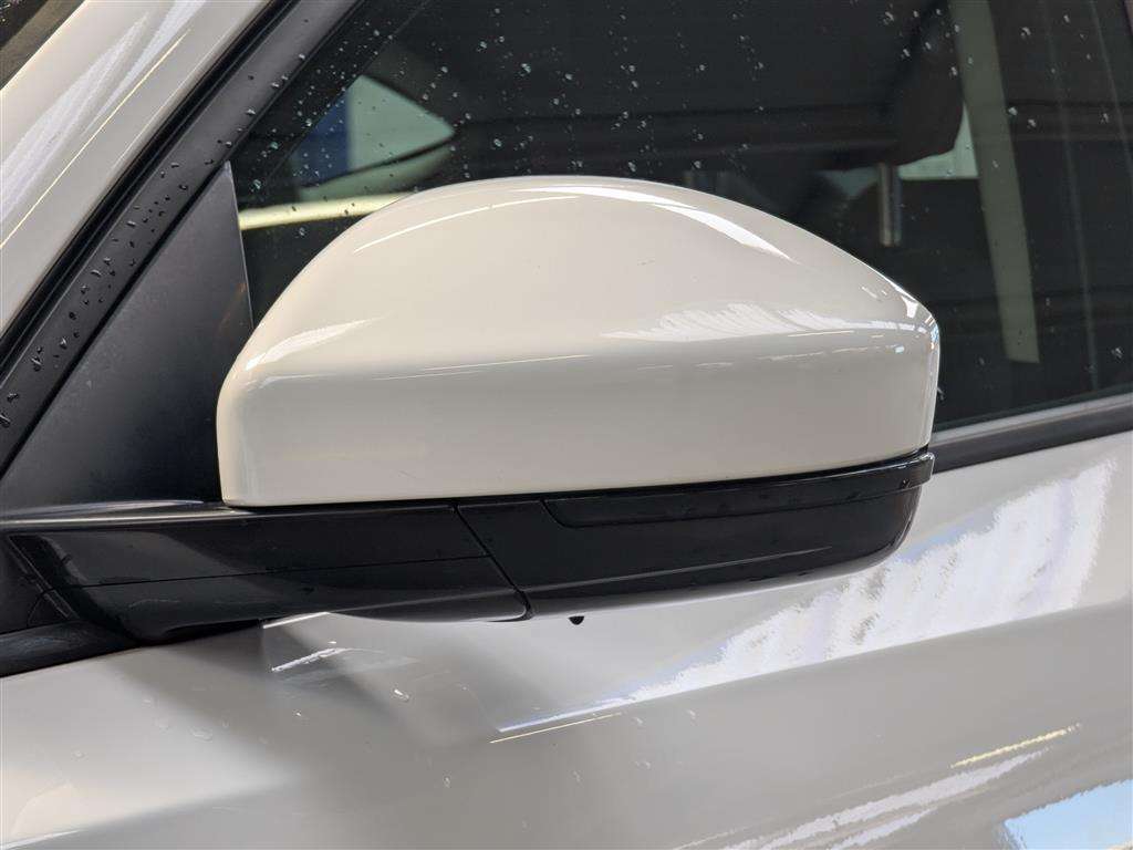 <p>2018 JAGUAR E-PACE D AWD AUTO</p>