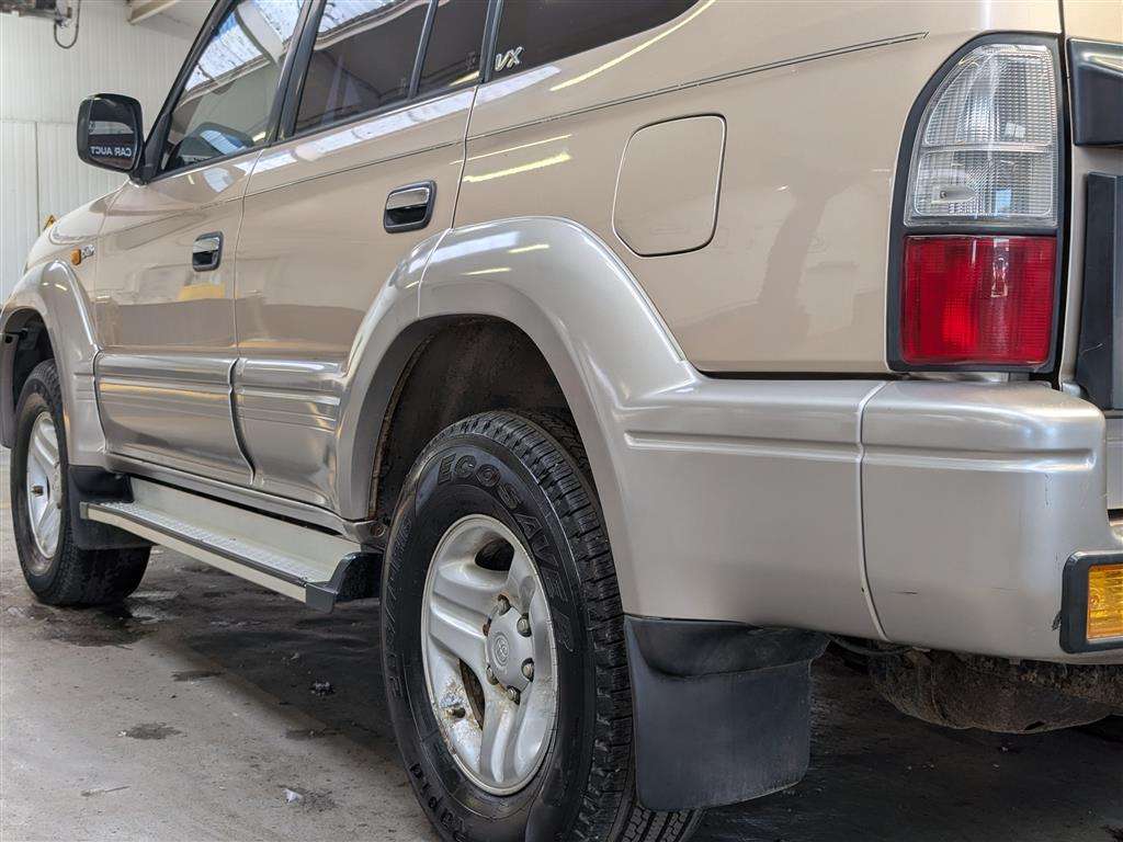 <p>2002 TOYOTA LANDCRUISER COLORADO VX AUTO</p>
