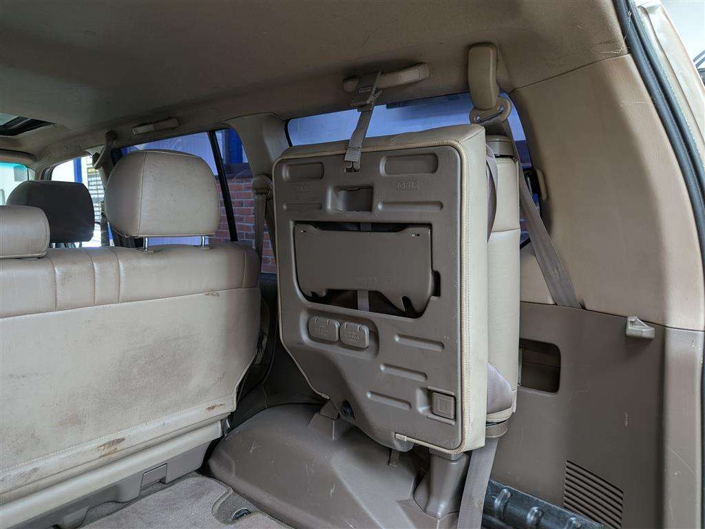 <p>2002 TOYOTA LANDCRUISER COLORADO VX AUTO</p>