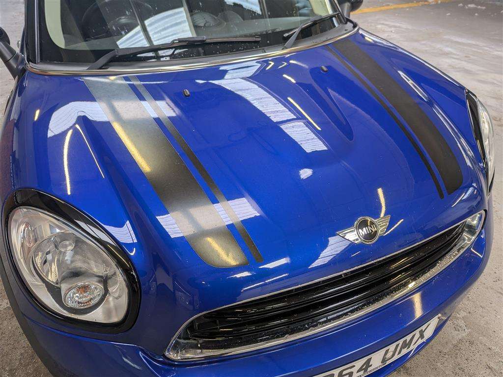 <p>2014 MINI COUNTRYMAN COOPER D</p>