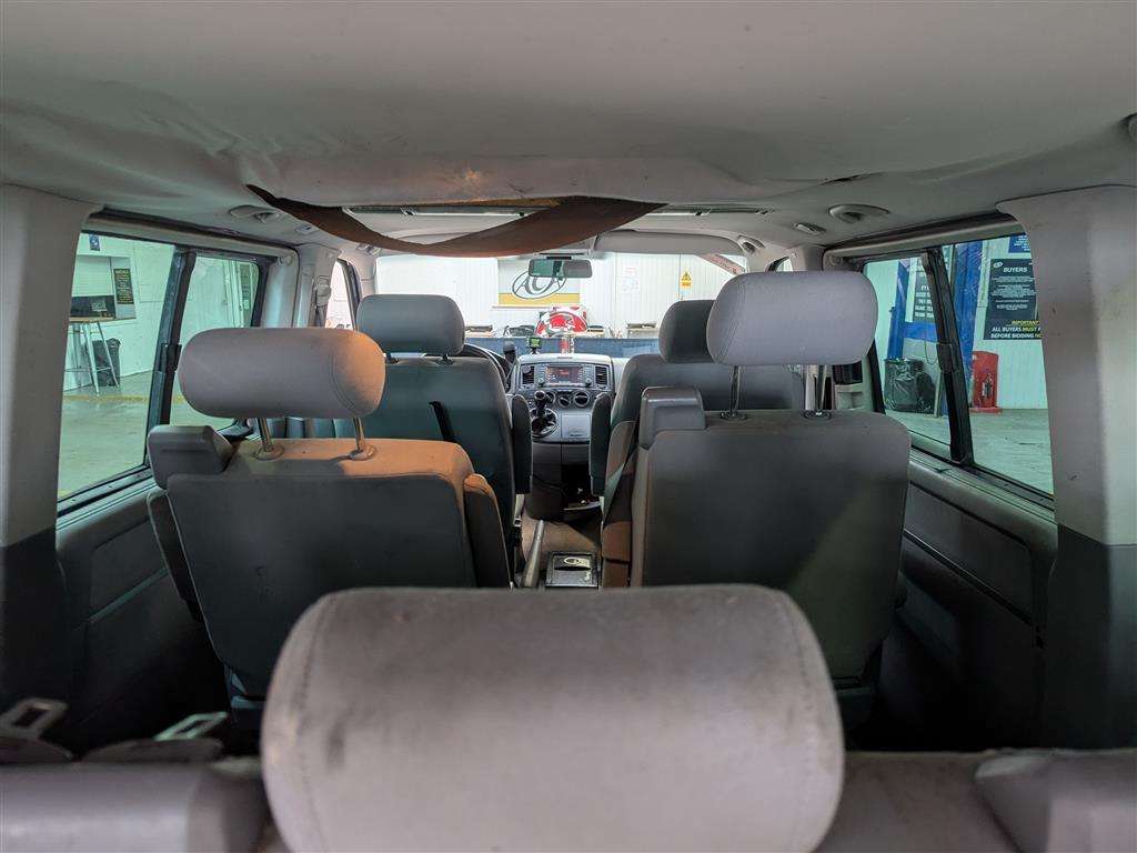 <p>2004 VOLKSWAGEN MULTIVAN Left Hand Drive.</p>