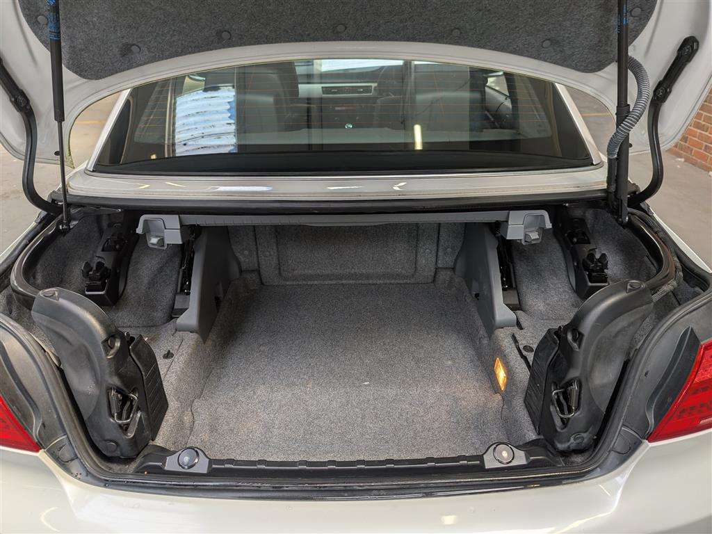 <p>2012 BMW 320D SE 181</p>