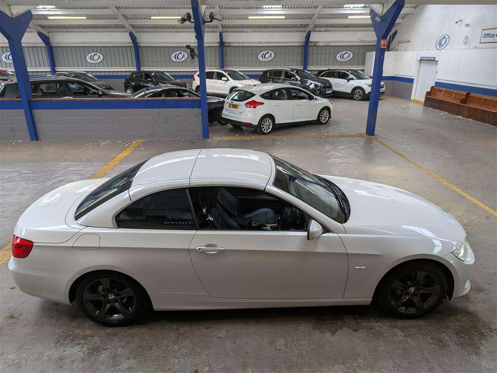 <p>2012 BMW 320D SE 181</p>
