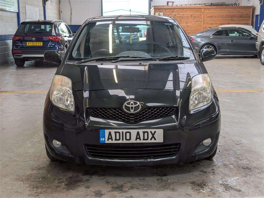 <p>2010 TOYOTA YARIS TR VVT-I</p>