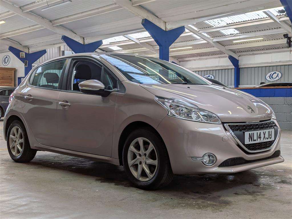 <p>2014 PEUGEOT 208 ACTIVE</p>