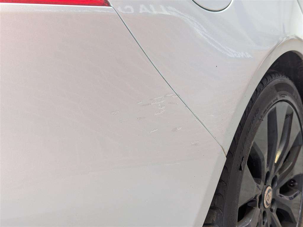 <p>2016 JAGUAR XE PRESTIGE D AUTO</p>