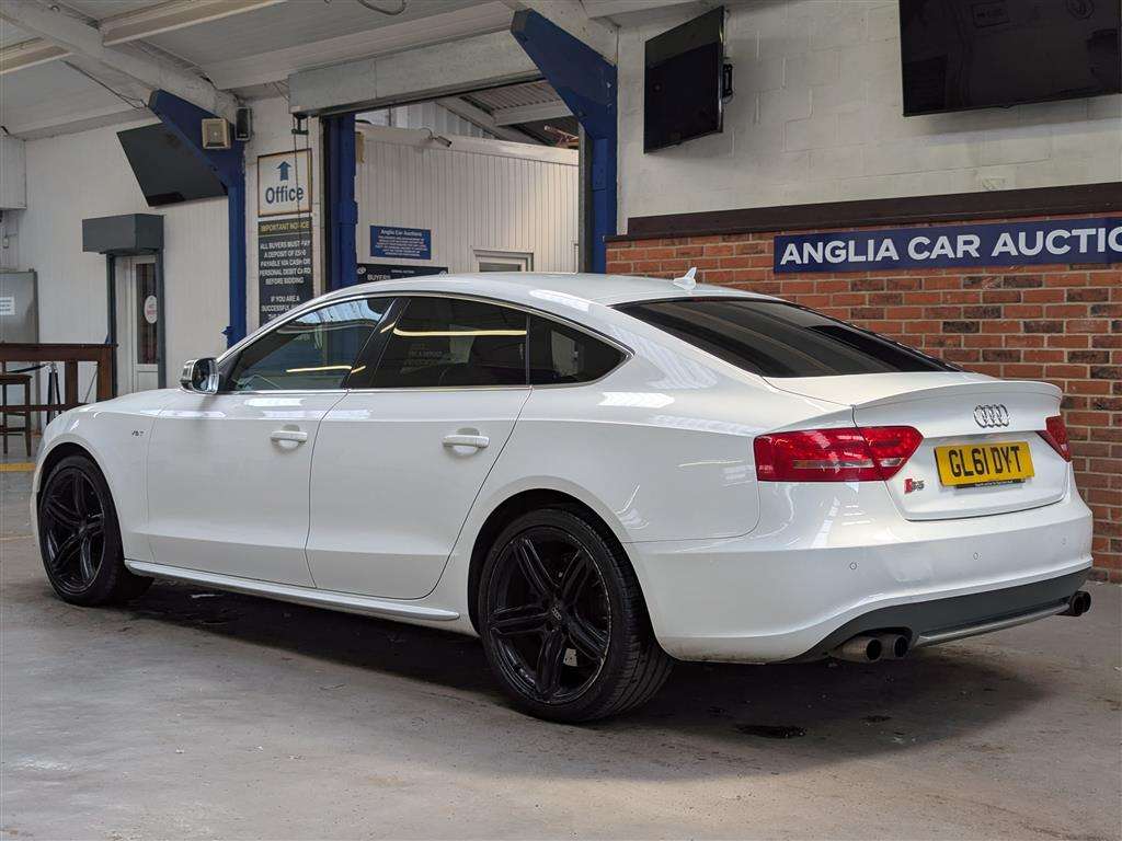 <p>2012 AUDI S5 TFSI AUTO</p>