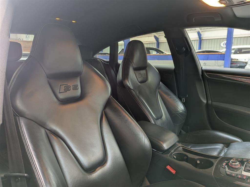<p>2012 AUDI S5 TFSI AUTO</p>