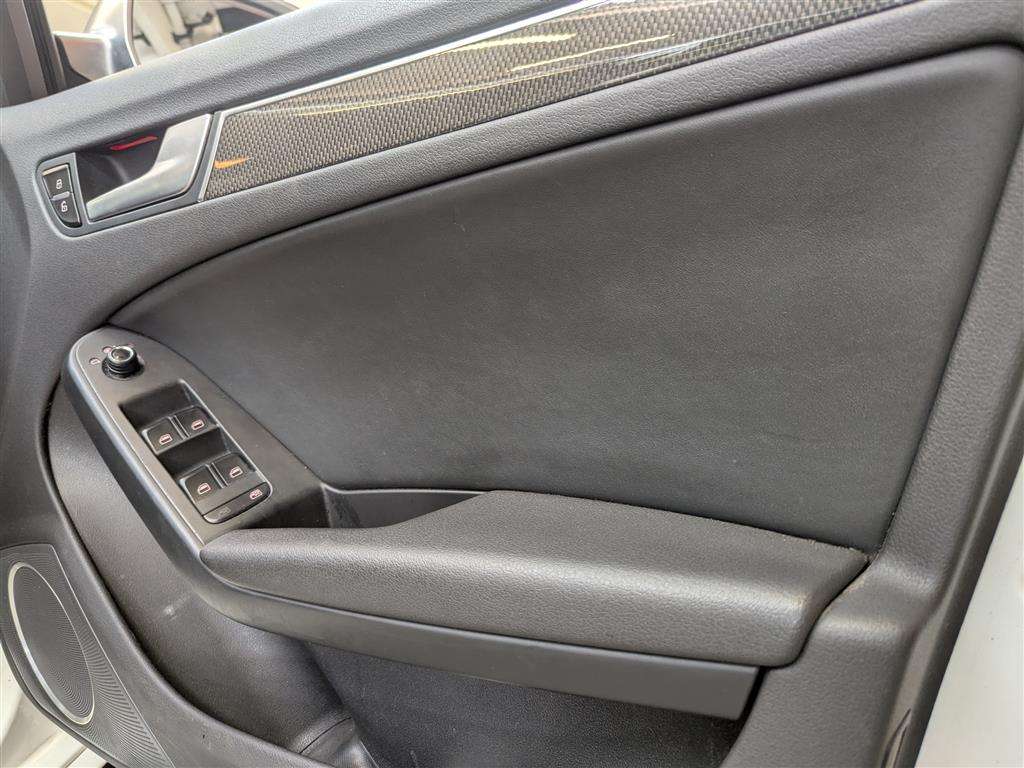 <p>2012 AUDI S5 TFSI AUTO</p>