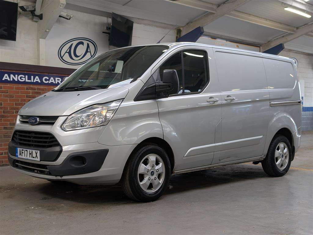 <p>2017 FORD TRANSIT CUSTOM 270 LIMITE</p>