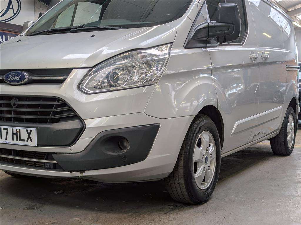 <p>2017 FORD TRANSIT CUSTOM 270 LIMITE</p>