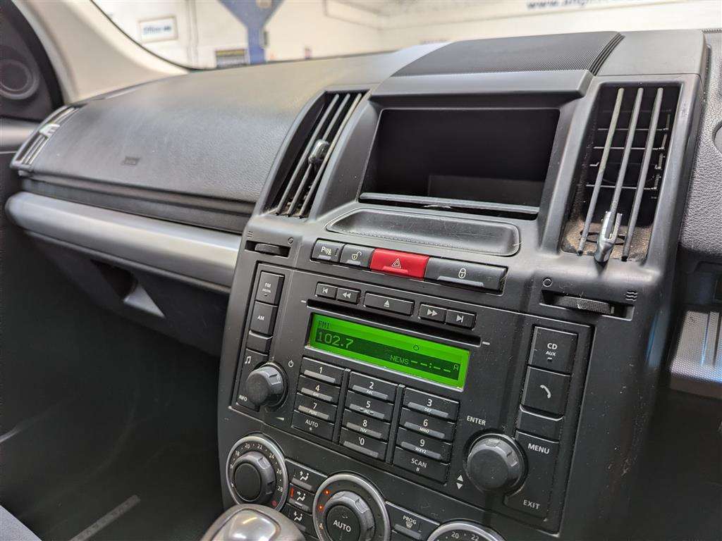 <p>2009 LAND ROVER FREELANDER XS TD4 A</p>