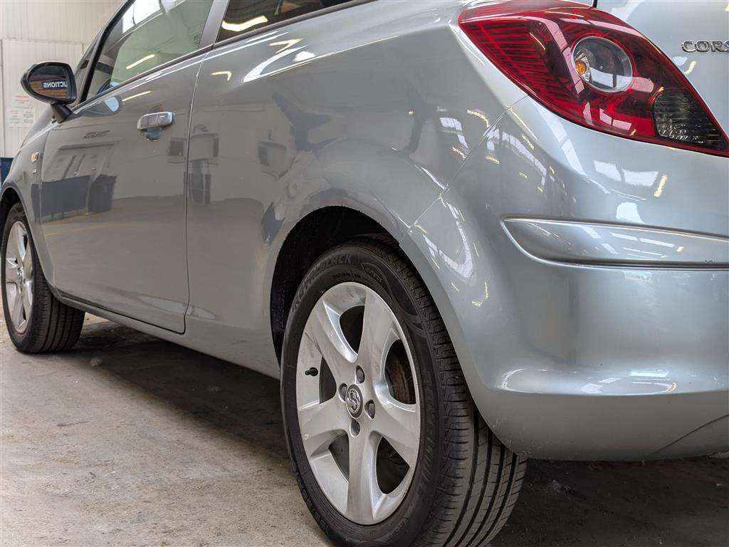 <p>2013 VAUXHALL CORSA SXI AC</p>