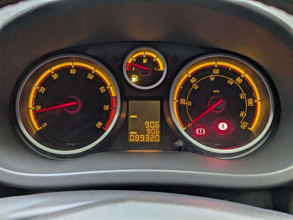 <p>2013 VAUXHALL CORSA SXI AC</p>