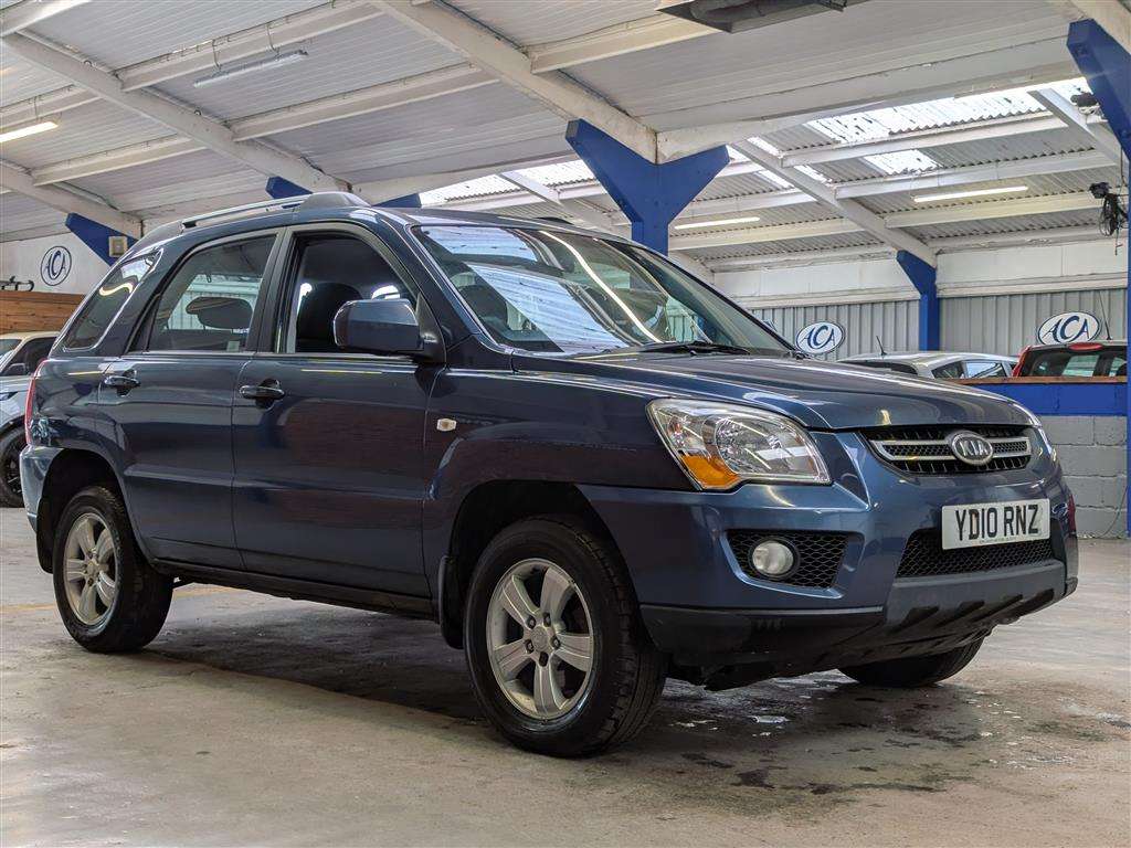 <p>2010 KIA SPORTAGE XE CRDI 2WD</p>