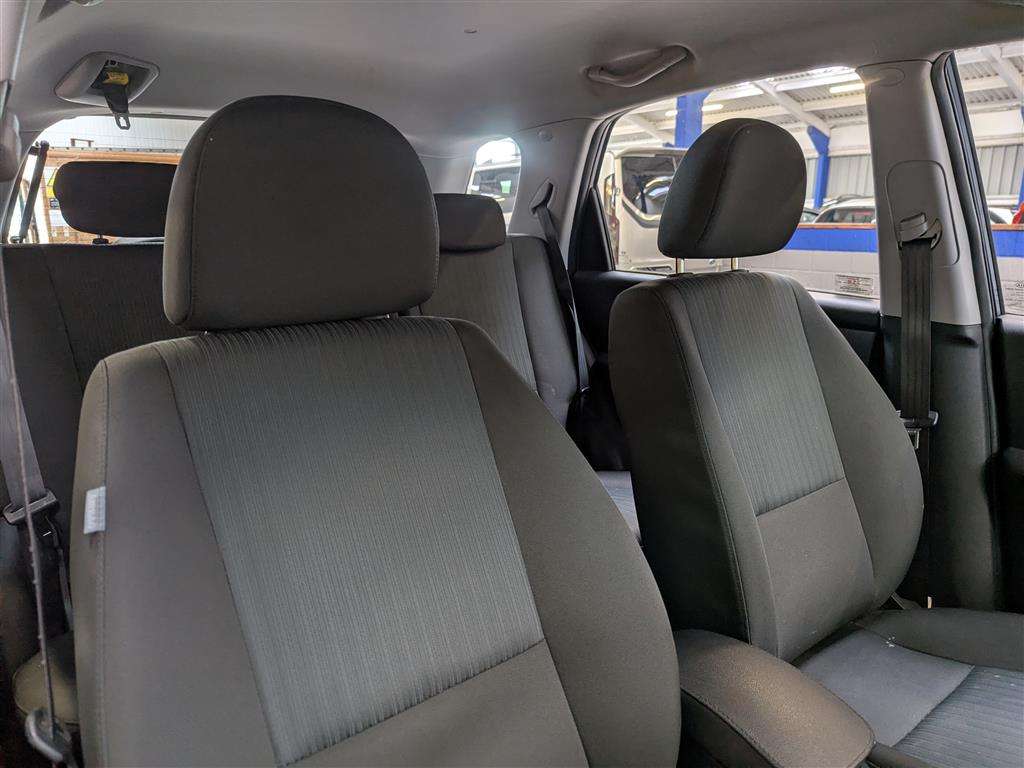<p>2010 KIA SPORTAGE XE CRDI 2WD</p>