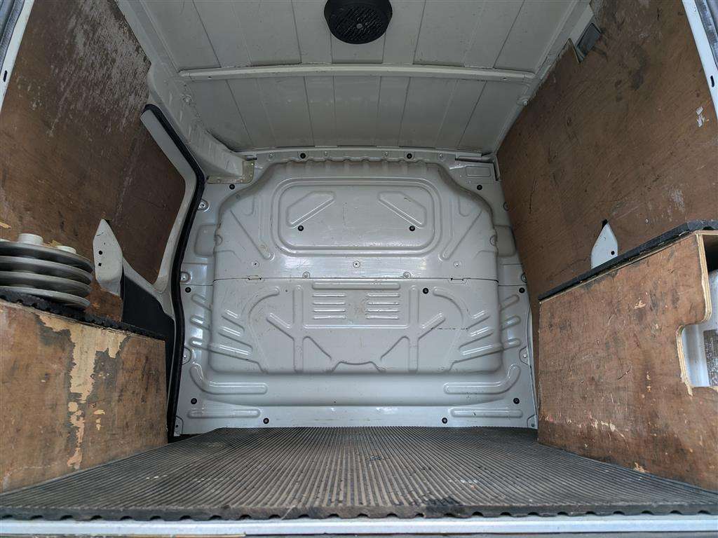 <p>2013 PEUGEOT BIPPER S HDI</p>