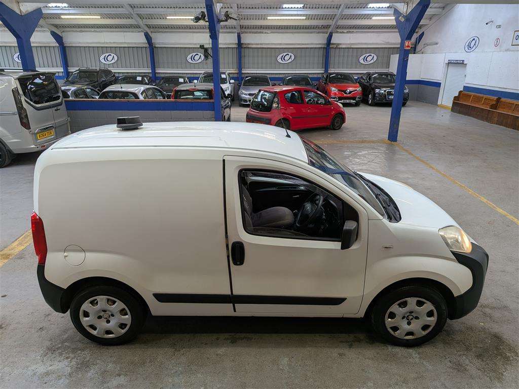 <p>2013 PEUGEOT BIPPER S HDI</p>