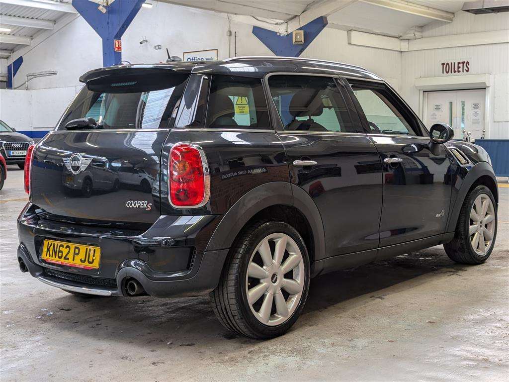 <p>2012 MINI COUNTRYMAN COOPER S ALL4</p>