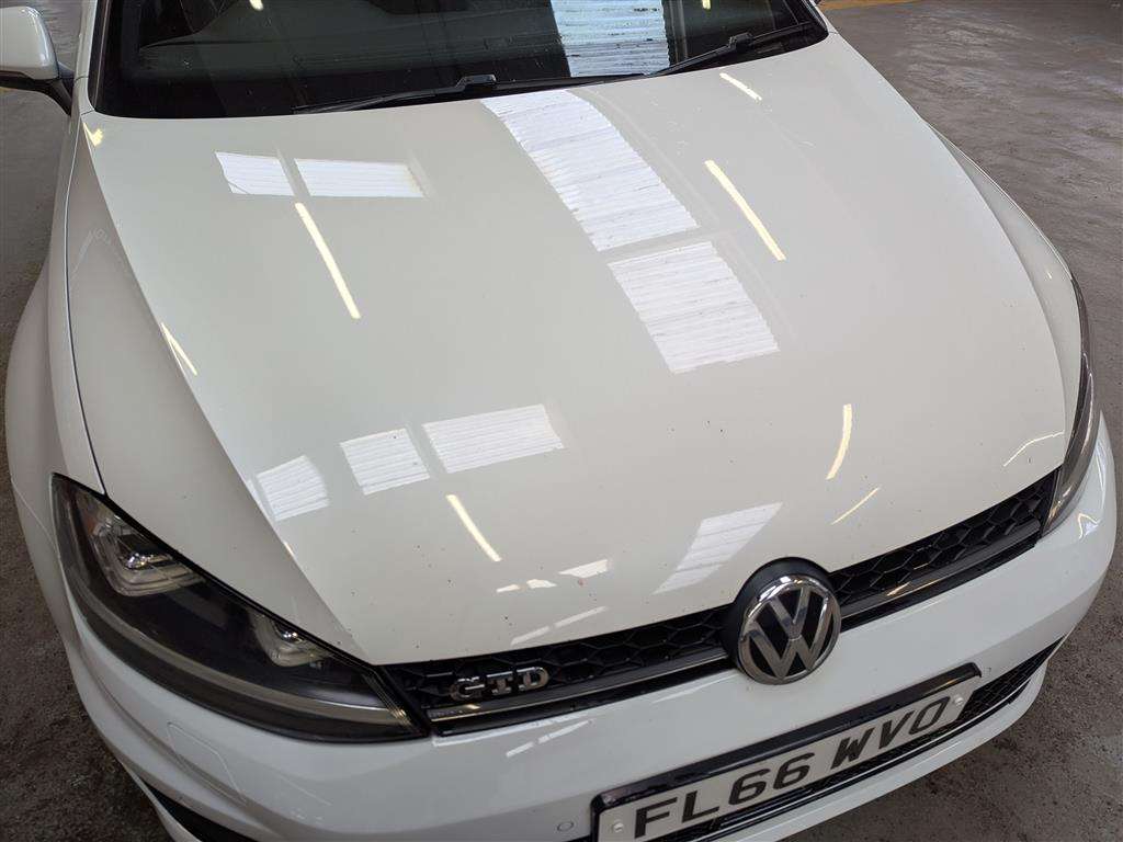 <p>2016 VOLKSWAGEN GOLF GTD S-A</p>
