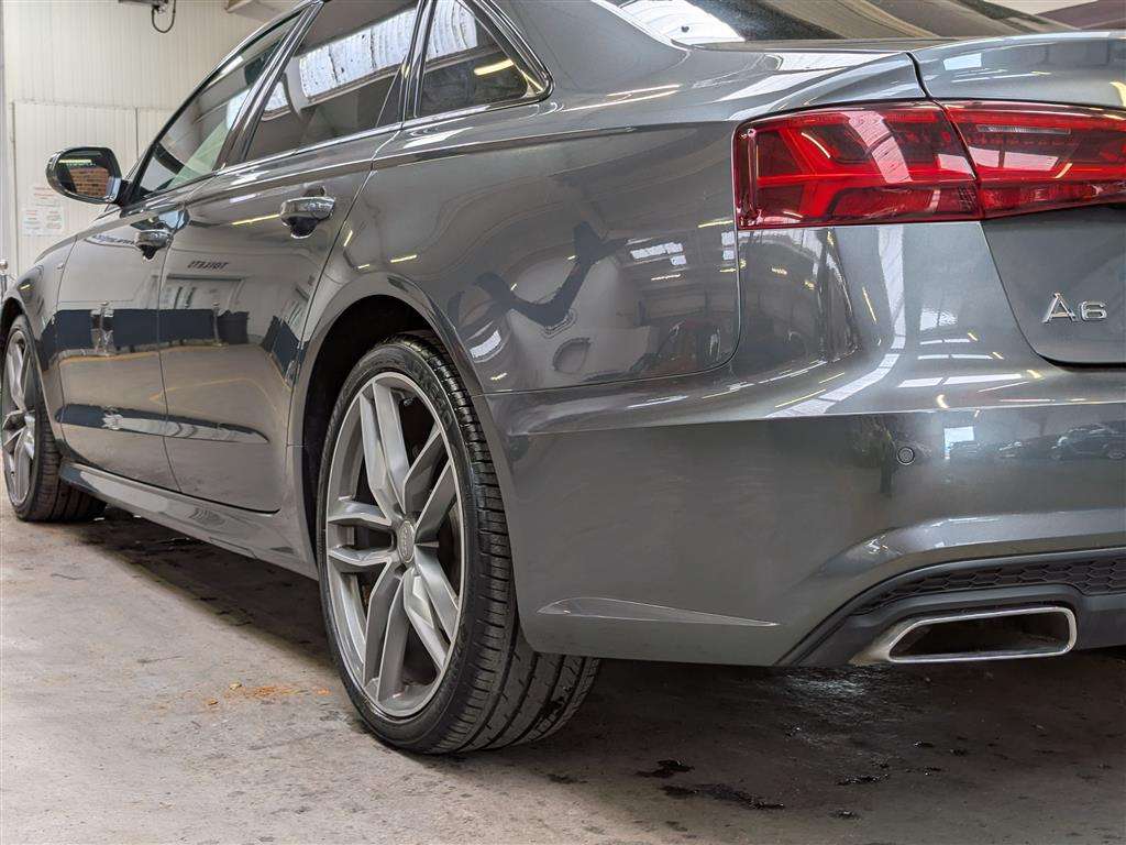 <p>2017 AUDI A6 SLINE BLACK ED TDI ULT</p>