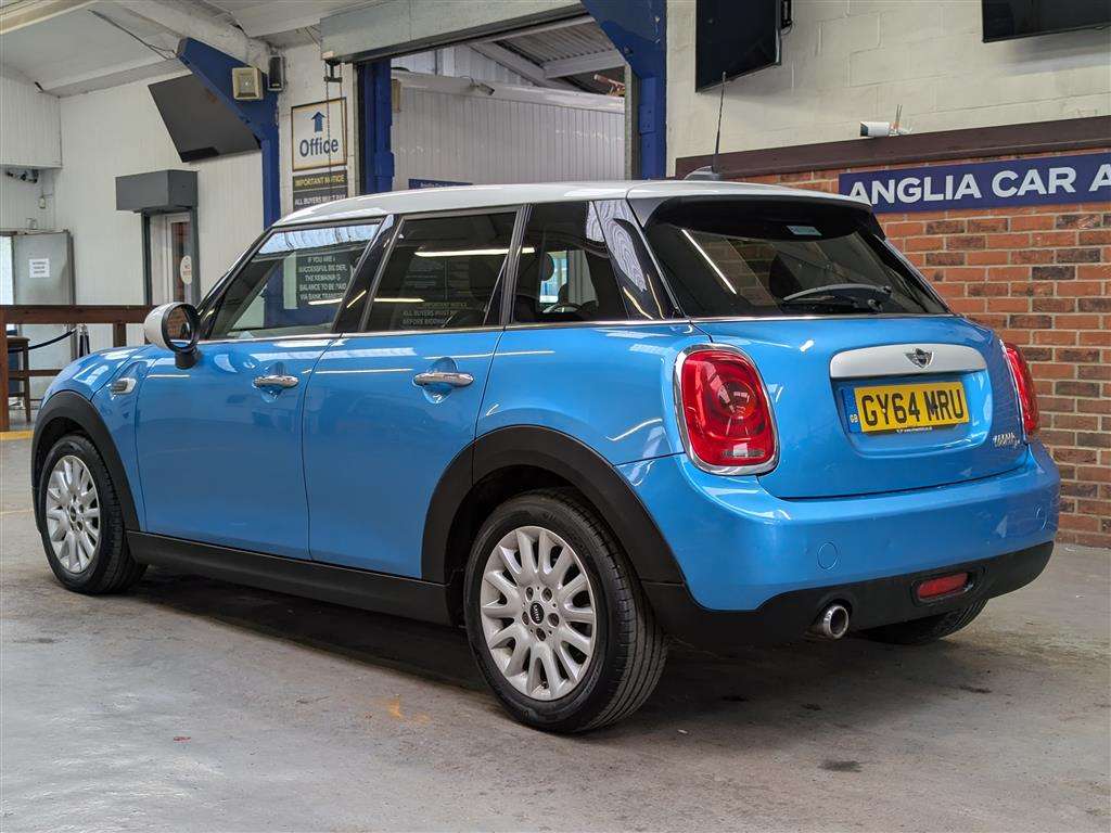 <p>2014 MINI COOPER D</p>