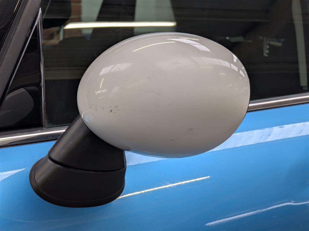 <p>2014 MINI COOPER D</p>