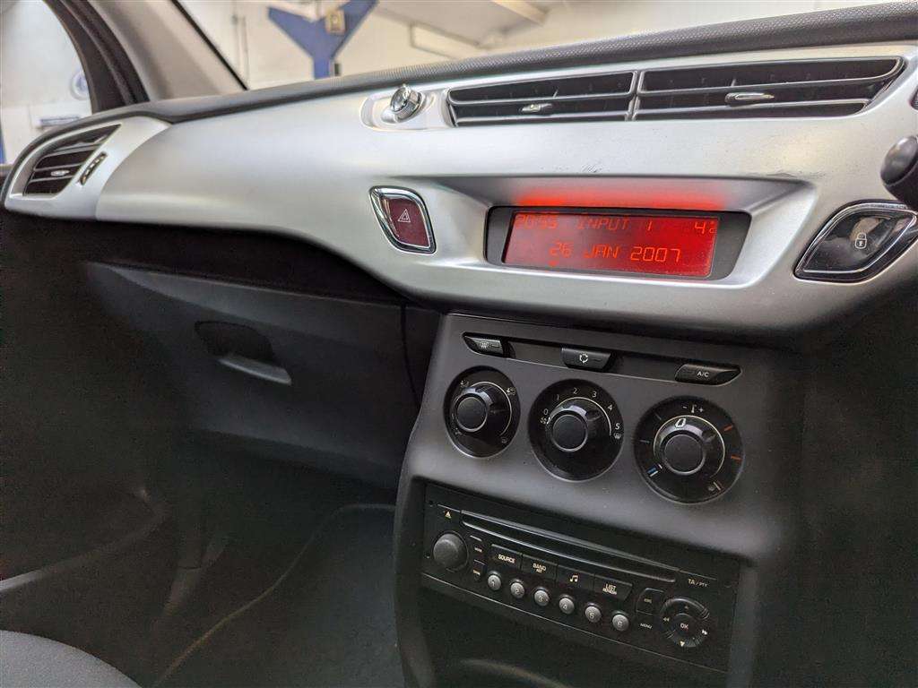 <p>2010 CITROEN C3 VTR+ HDI</p>