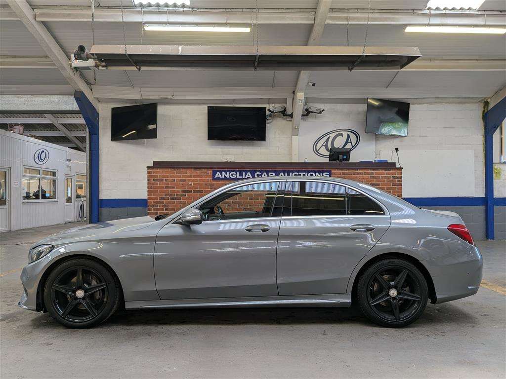 <p>2015 MERCEDES-BENZ C220 AMG LINE PREM BLUETE</p>