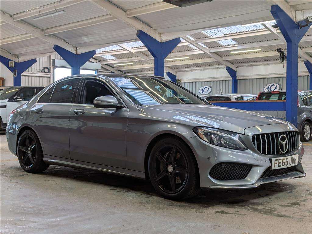 <p>2015 MERCEDES-BENZ C220 AMG LINE PREM BLUETE</p>