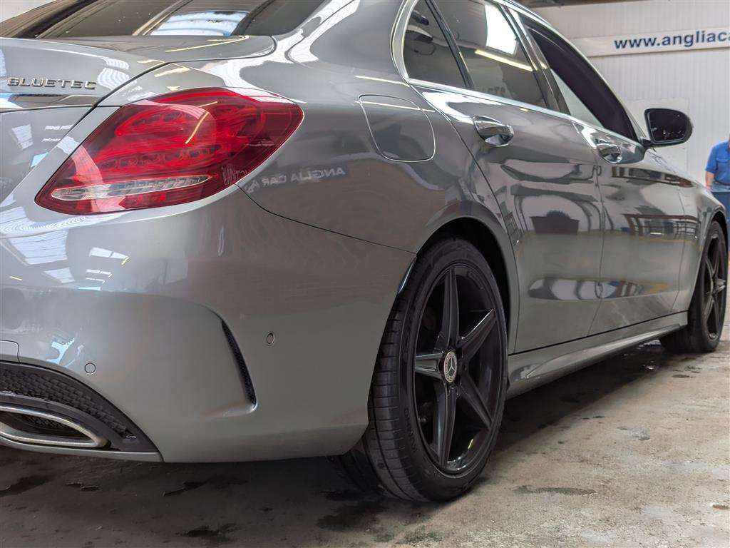 <p>2015 MERCEDES-BENZ C220 AMG LINE PREM BLUETE</p>
