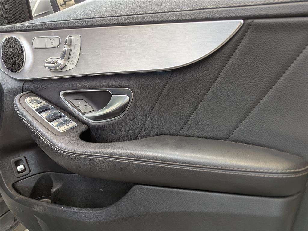 <p>2015 MERCEDES-BENZ C220 AMG LINE PREM BLUETE</p>