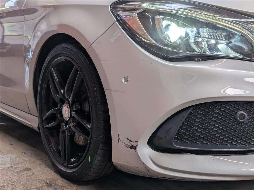 <p>2017 MERCEDES-BENZ CLA 220 D AMG LINE AUTO</p>