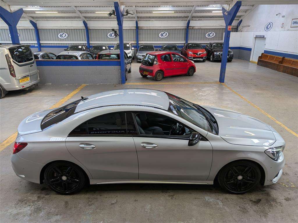 <p>2017 MERCEDES-BENZ CLA 220 D AMG LINE AUTO</p>