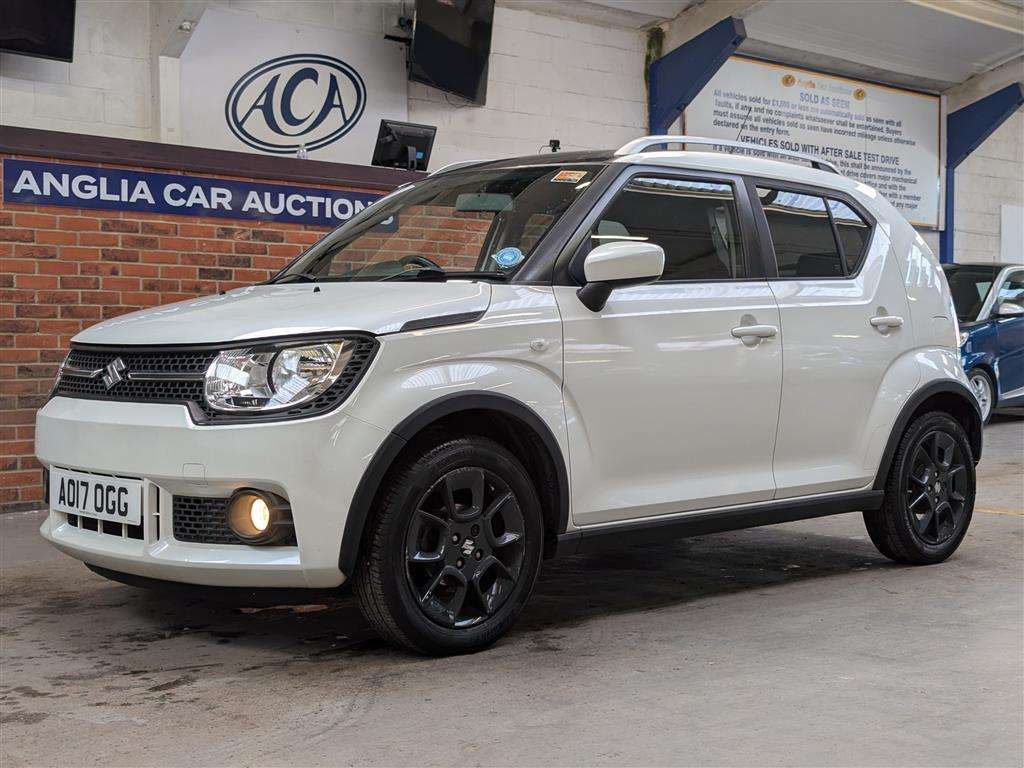 <p>2017 SUZUKI IGNIS SZ-T DUALJET</p>