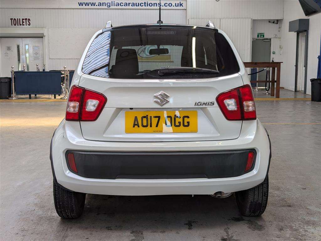 <p>2017 SUZUKI IGNIS SZ-T DUALJET</p>