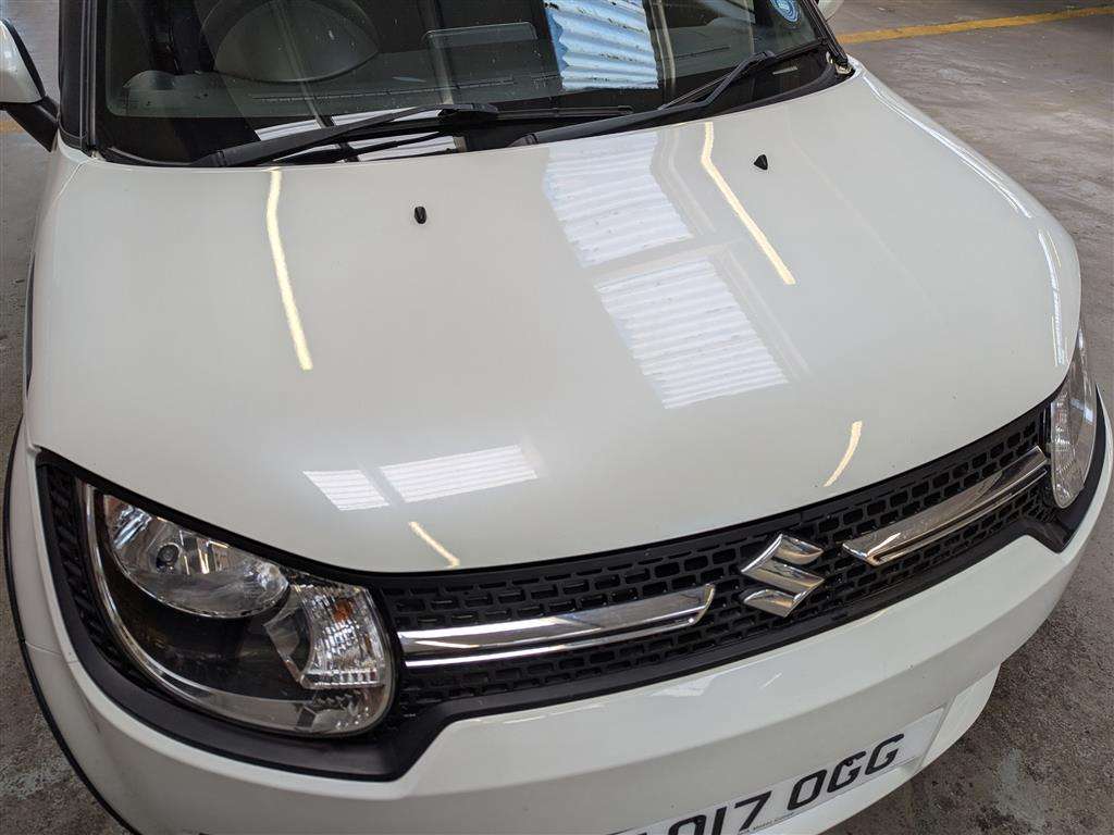 <p>2017 SUZUKI IGNIS SZ-T DUALJET</p>