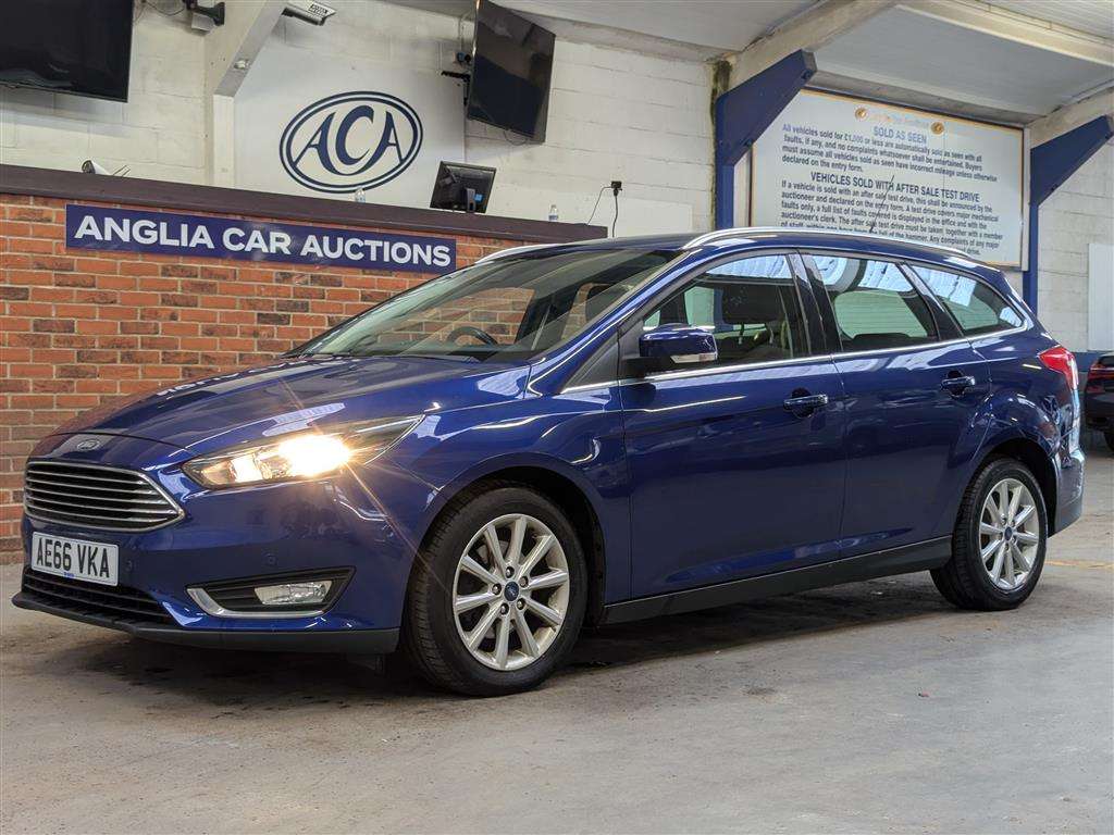 <p>2016 FORD FOCUS TITANIUM</p>