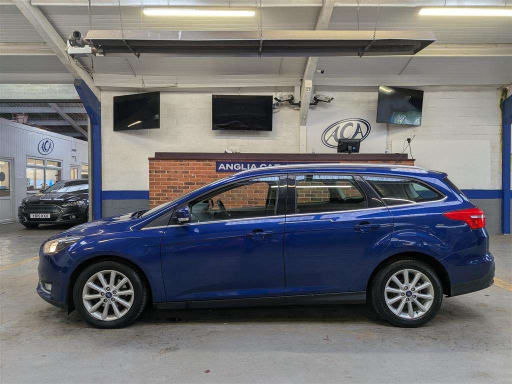 <p>2016 FORD FOCUS TITANIUM</p>